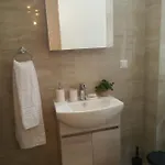 Apartamento Dora's 1 *