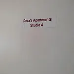 Apartamento Dora's 1 *