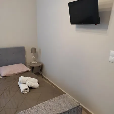 Dora's 1 Apartment