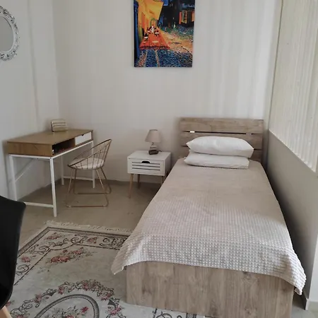 Dora's 1 Appartement *